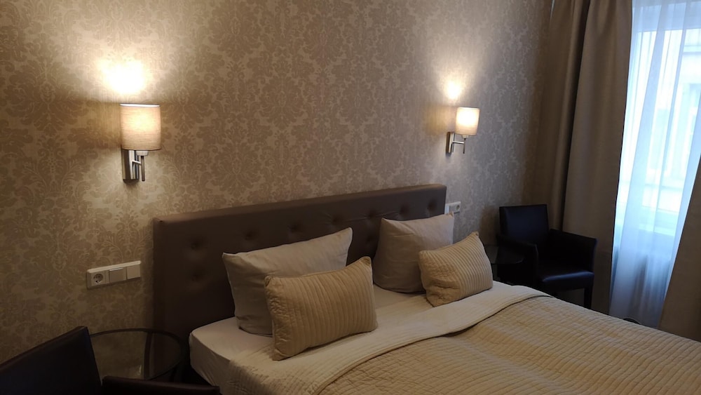 Basic Double Room (Stahlbadstrasse 2) photo 1
