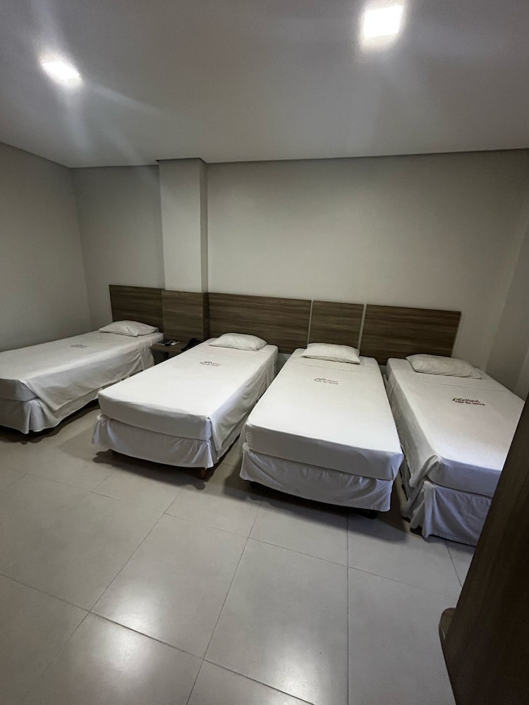 Executive Quadruple Room photo 1