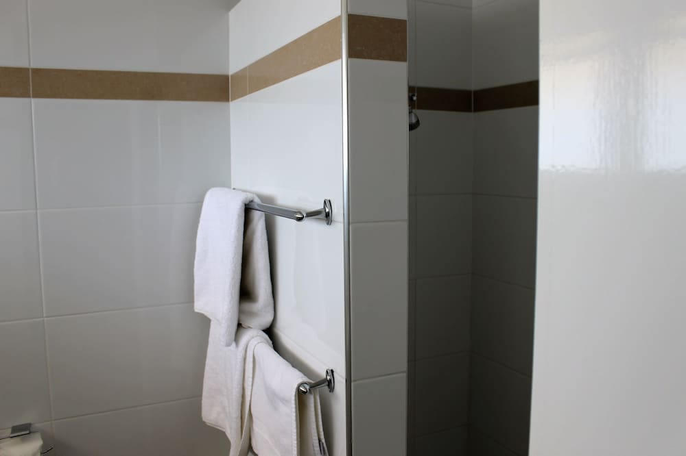 Triple Room - Photo 12