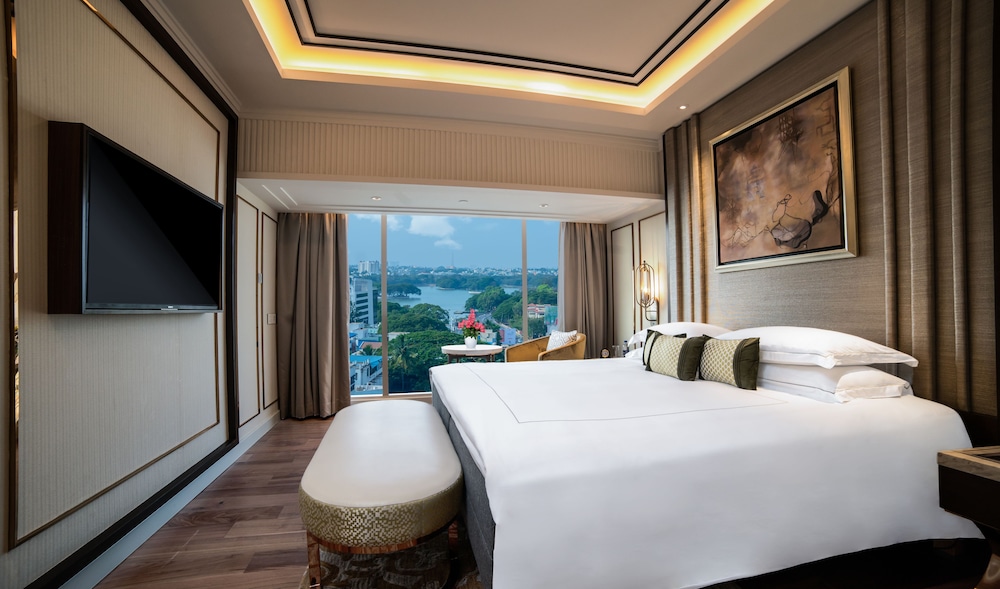 Deluxe Room, 2 Twin Beds, City View - Photo 5
