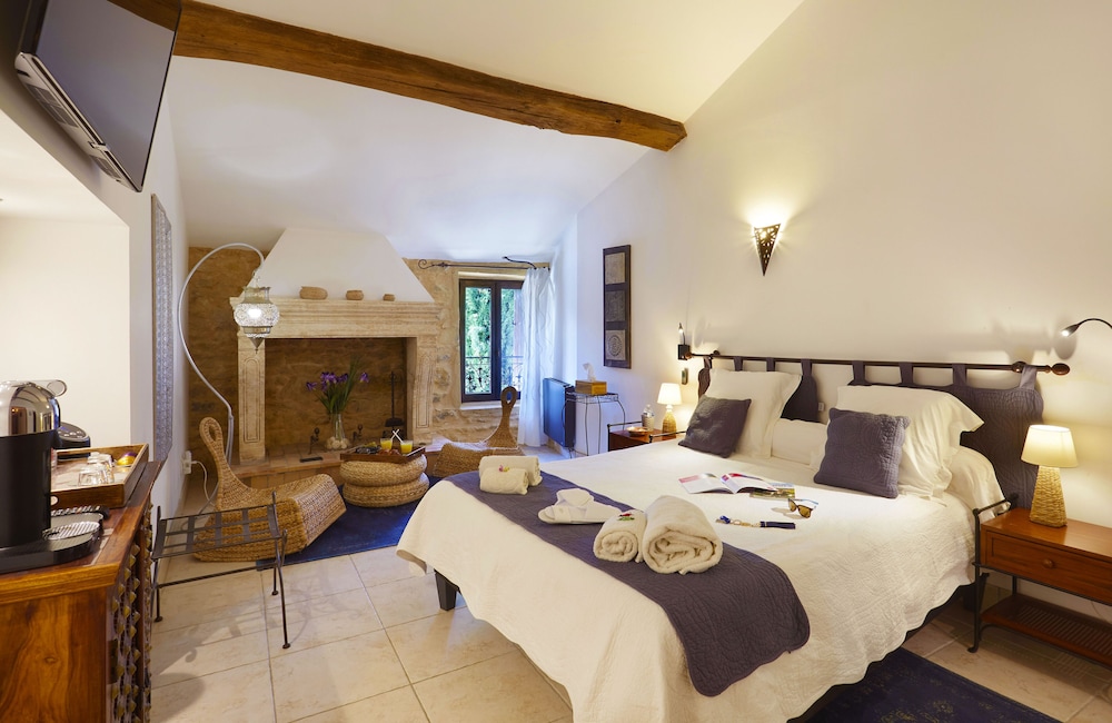 Superior Double Room (Les Iris)