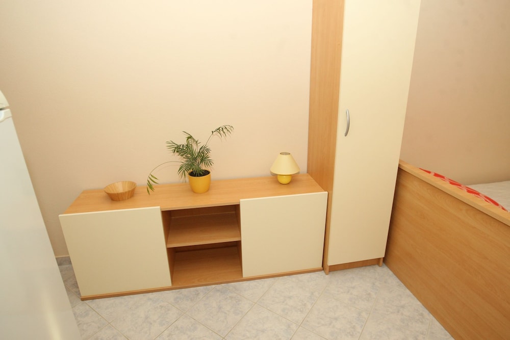 Studio (Mladen - family friendly & amazing lo) photo 3