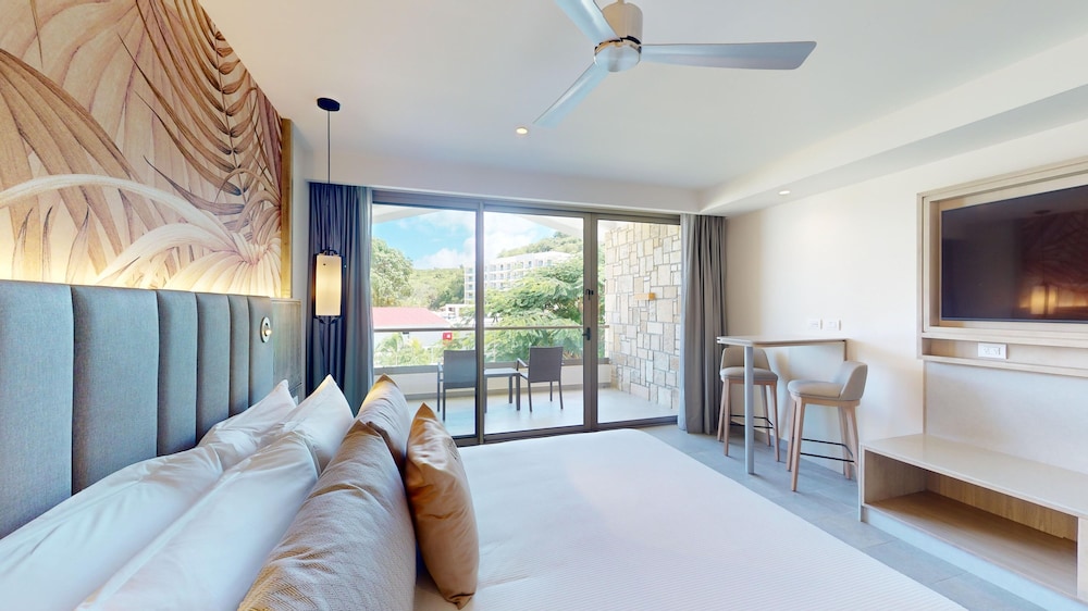 Luxury Ocean View Room King