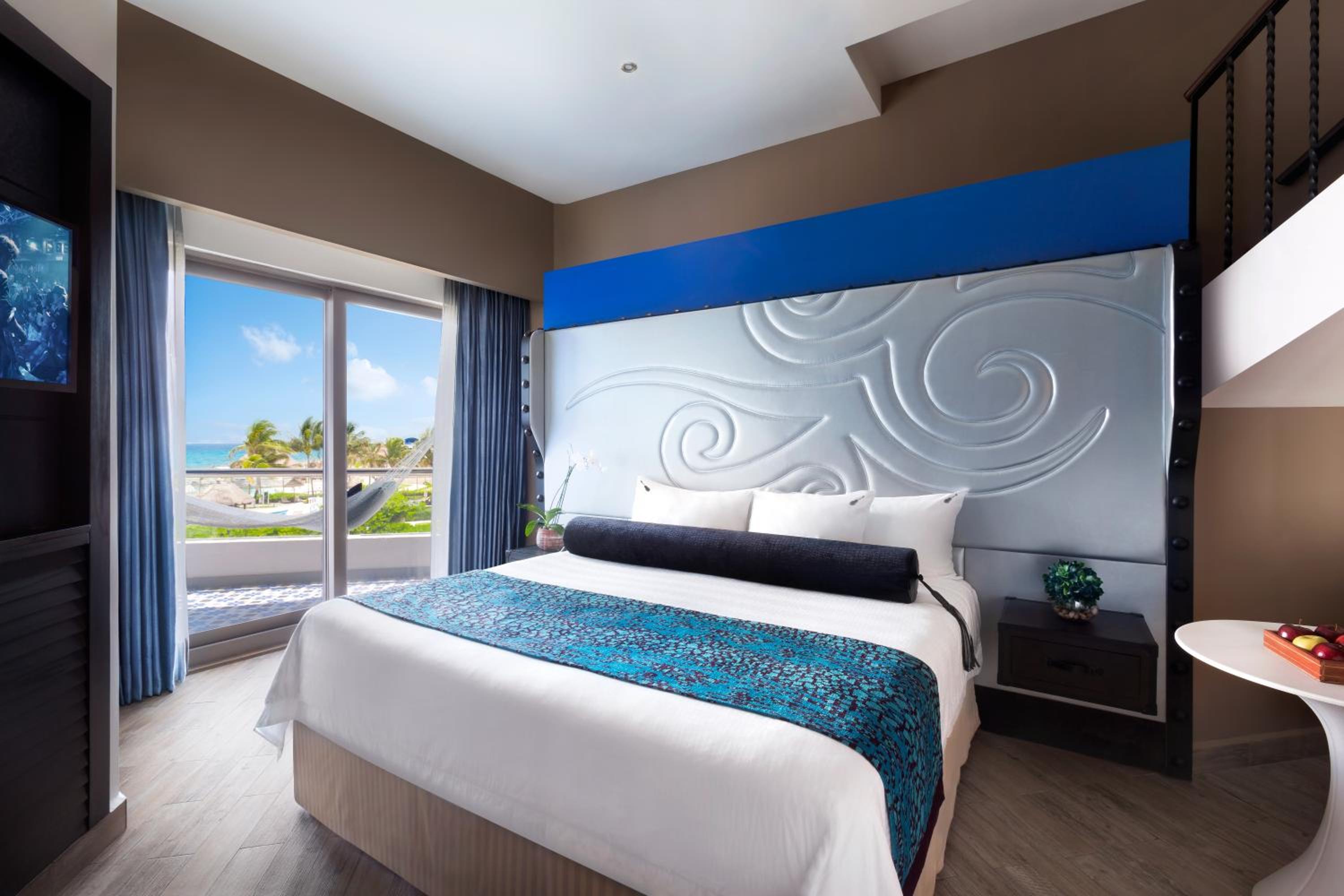 Platinum Deluxe Double Room with Terrace