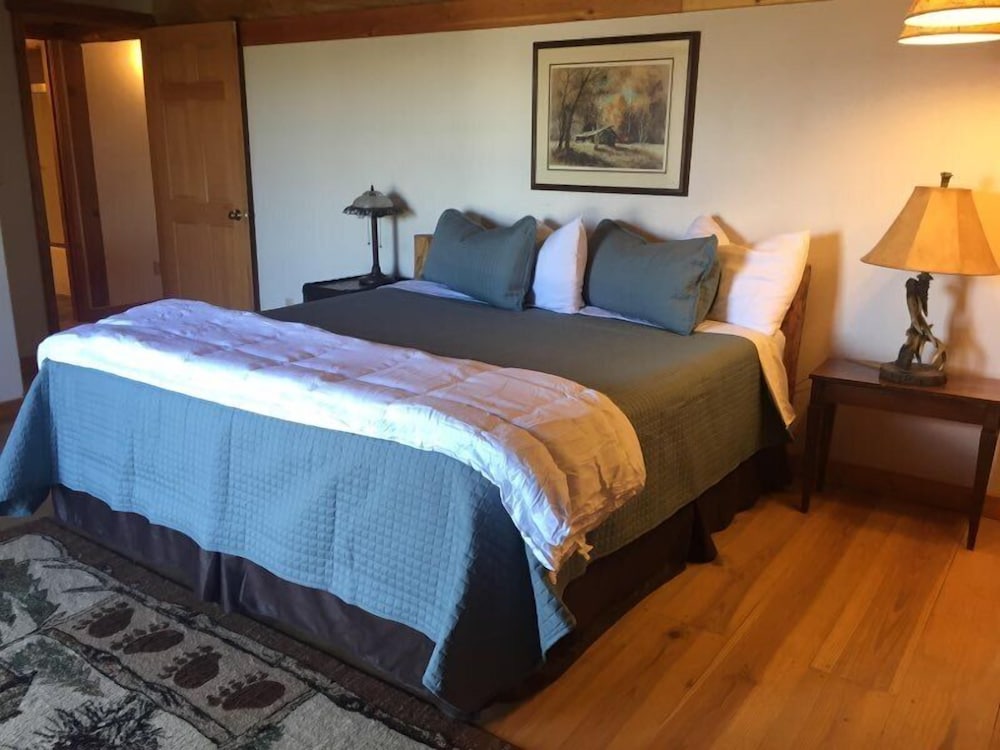 Family Cabin photo 1
