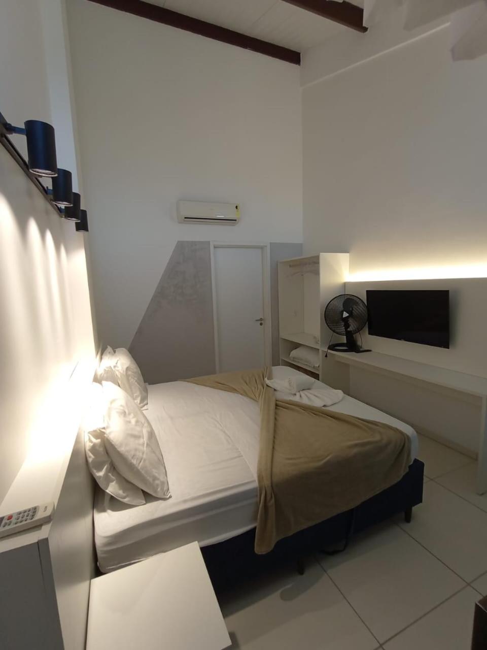 Superior Double or Twin Room with Pool View photo 1