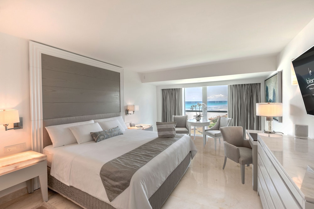 Royale Deluxe Partial Ocean View - Photo 1