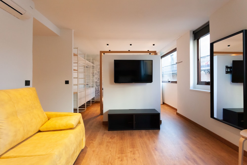 Premium Quadruple Room