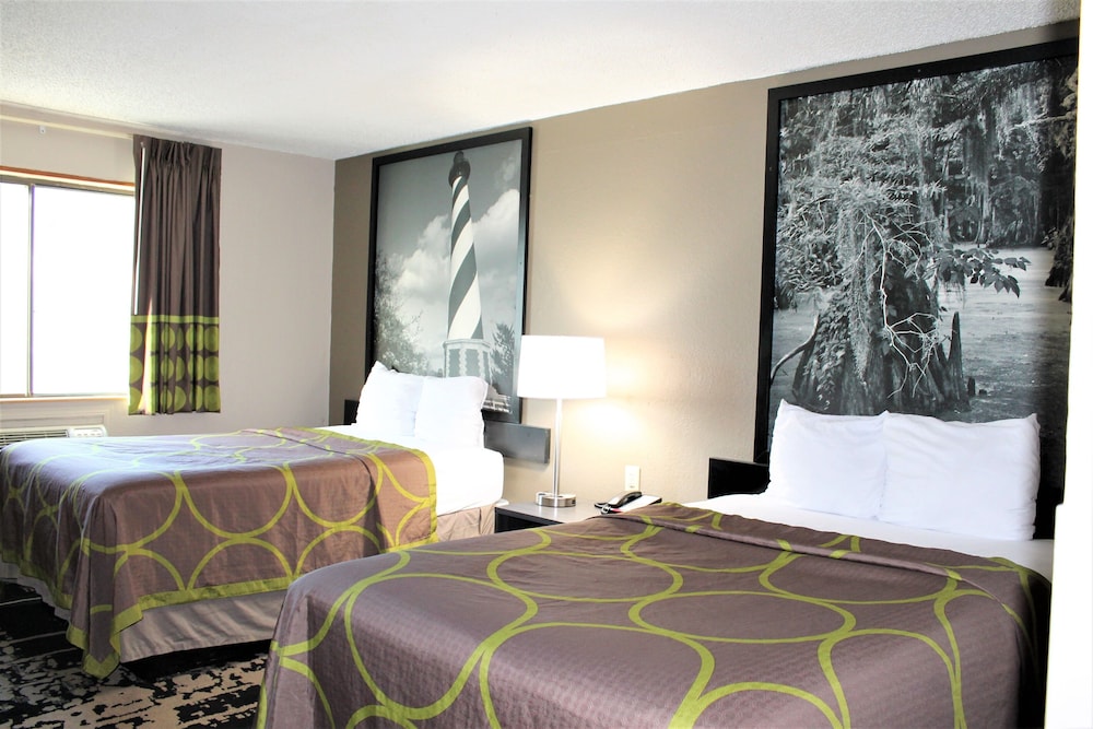 Standard Room, 2 Double Beds - Photo 1