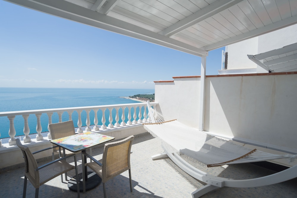 Double Room, Terrace, Sea View photo 3