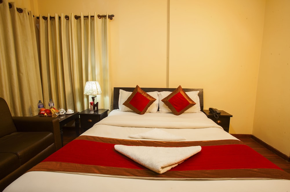 Deluxe Double Room, City View