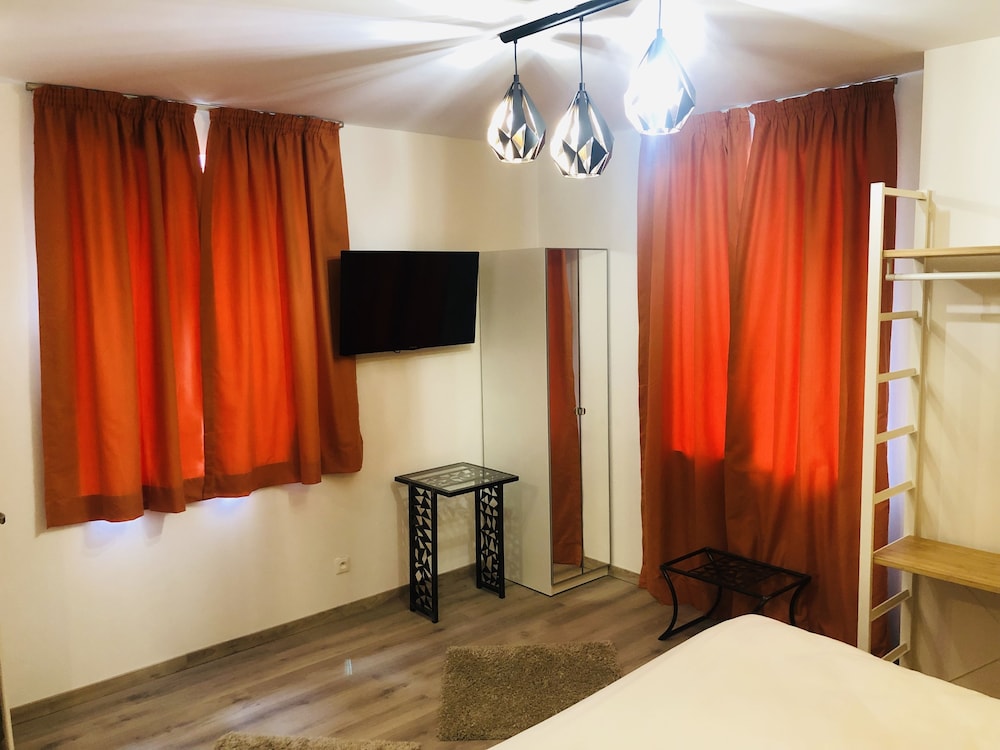 Comfort Double Room, Ensuite, Canal View photo 2