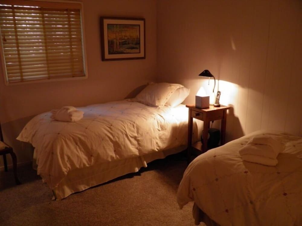House, 2 Bedrooms