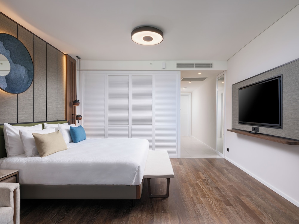 Deluxe Double 4 Room Sea View 2+2 (Community Zone)