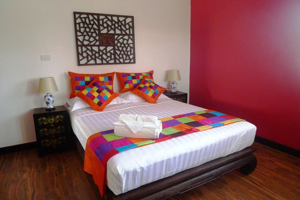 Design Suite, 2 Bedrooms, 2 Bathrooms