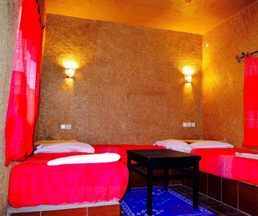 Basic Triple Room photo 2