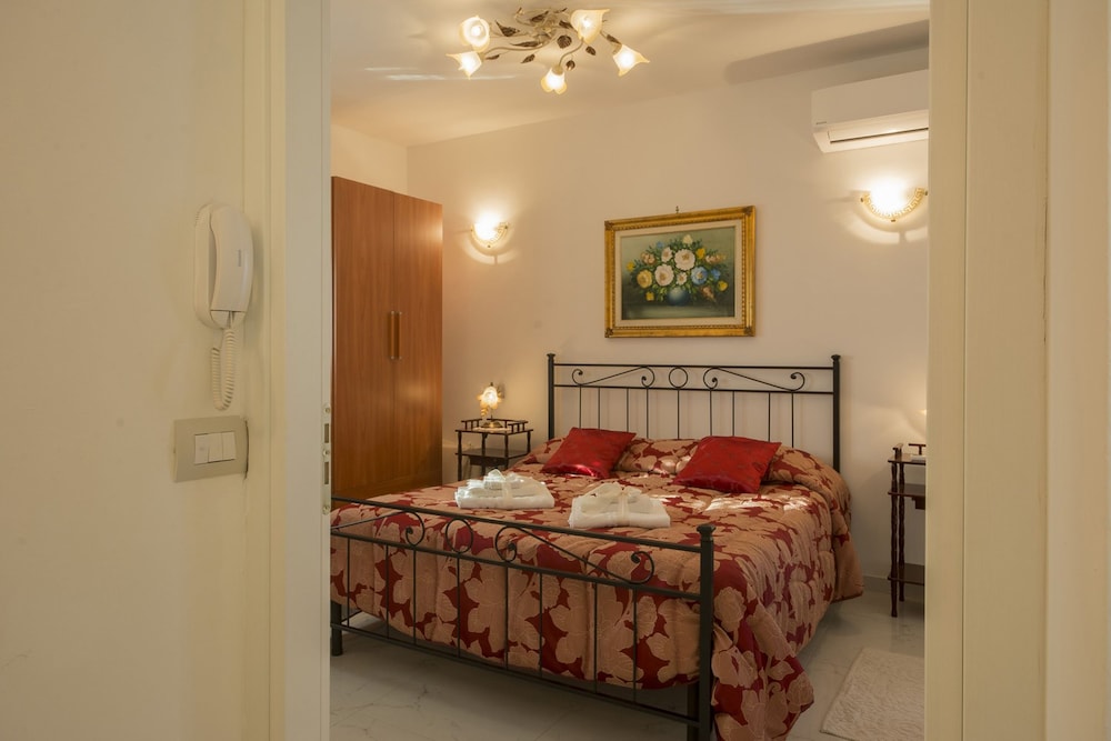 Duplex, 2 Bedrooms, Ocean View photo 1