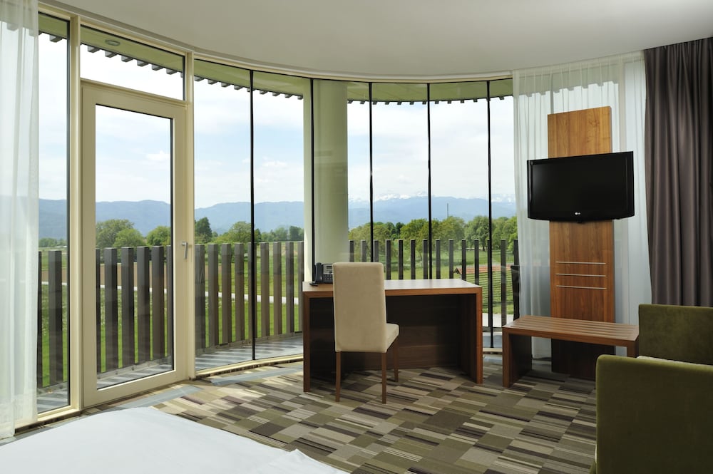 Superior Double Room, Balcony (Hotel)