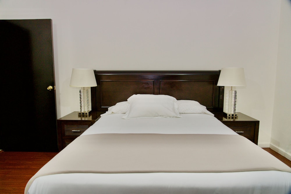 Luxury Apartment, 3 Bedrooms (402) photo 2