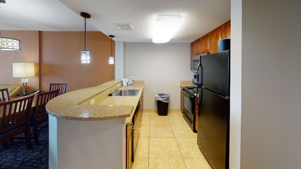 Deluxe Room, 2 Bedrooms, Oceanfront (Angle) - Photo 6