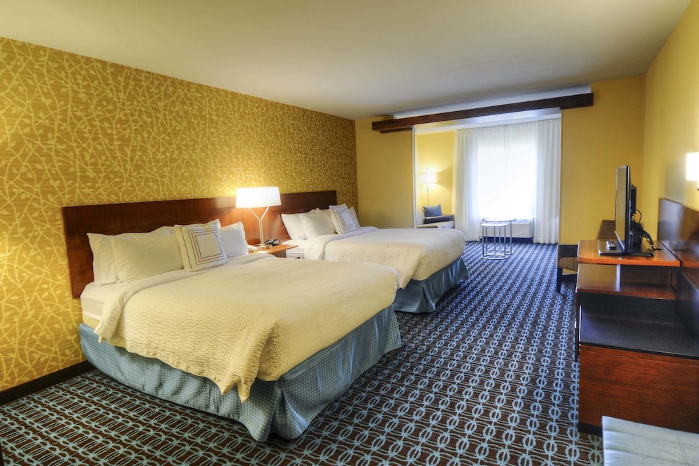 Suite, Multiple Beds