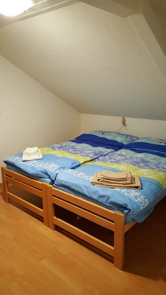 City Apartment, 2 Bedrooms, Courtyard View photo 3
