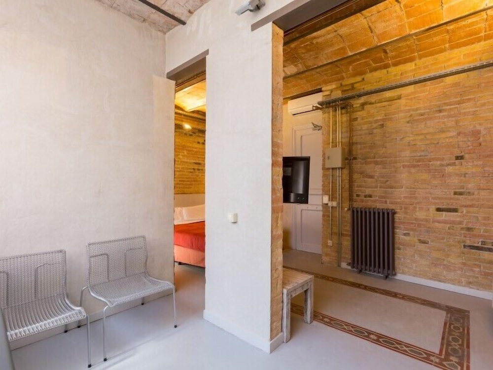 Deluxe Studio Suite photo 3