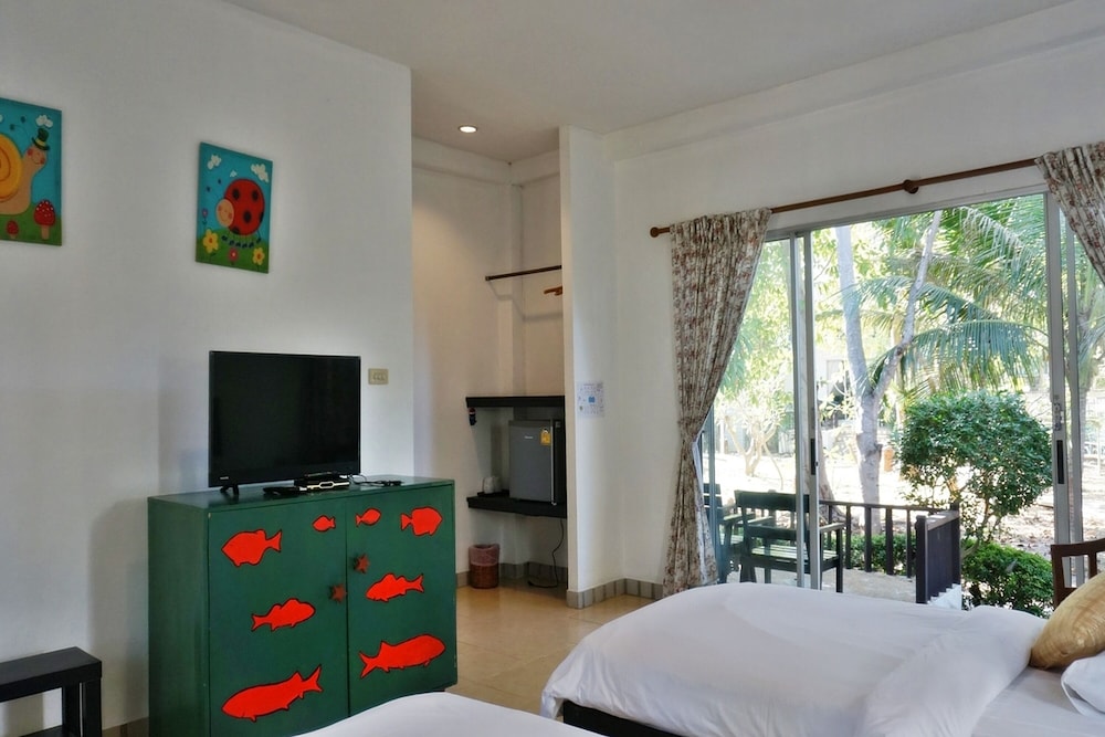 Premium Room - Photo 10