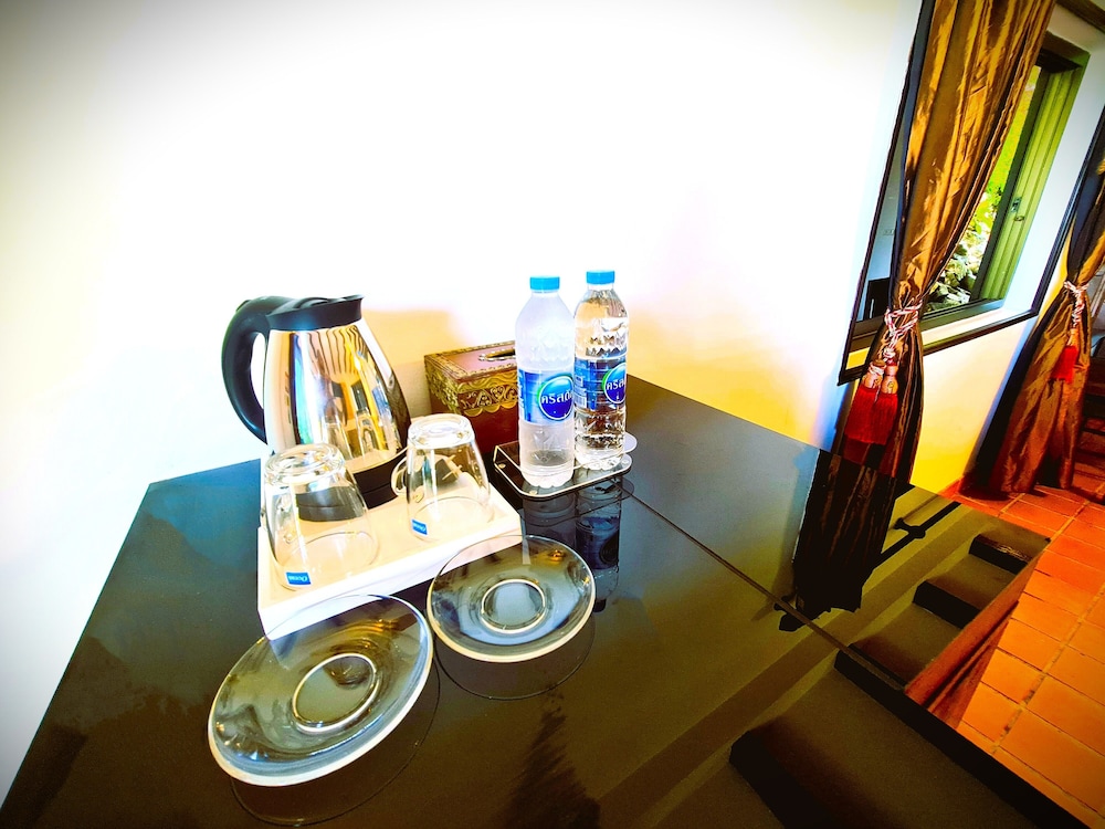 Deluxe Studio Suite - Photo 14