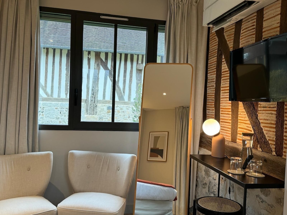 Classic Room - Photo 2