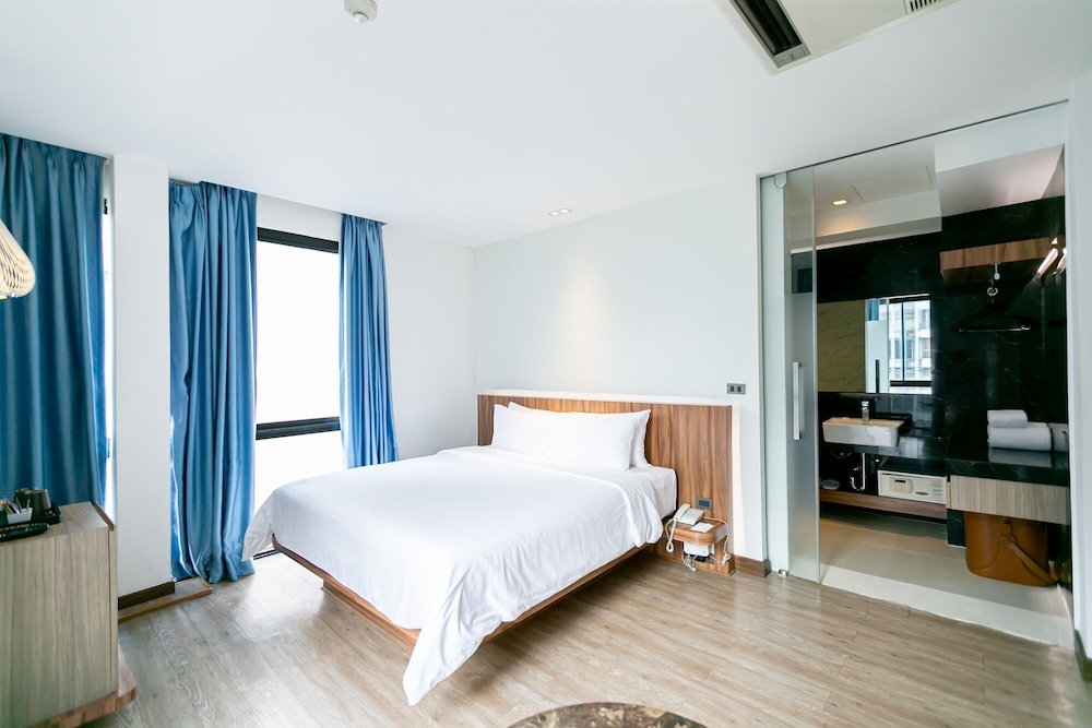 Deluxe Room, Corner photo 2