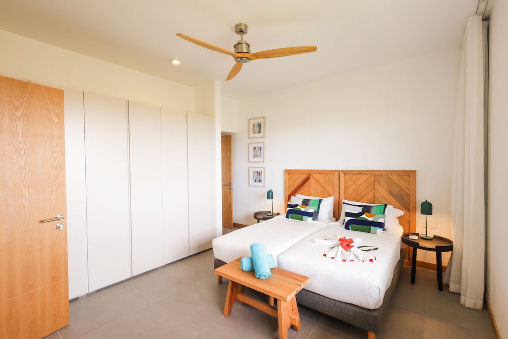 Exclusive Penthouse, 4 Bedrooms, Private Pool, Partial Ocean View