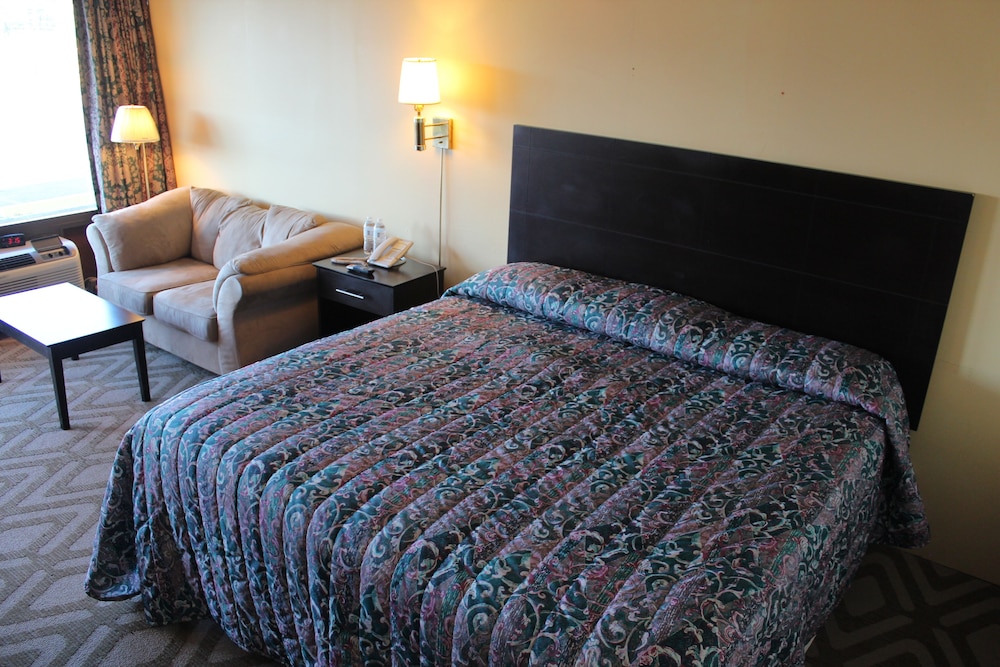 Standard Room, 1 King Bed, Non Smoking photo 1