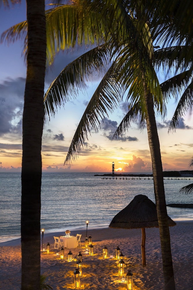 Infinite Ocean Front Honeymoon Master Suite (1 King) - Photo 6