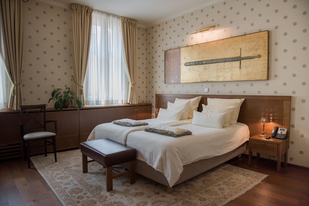 Premier Twin Room