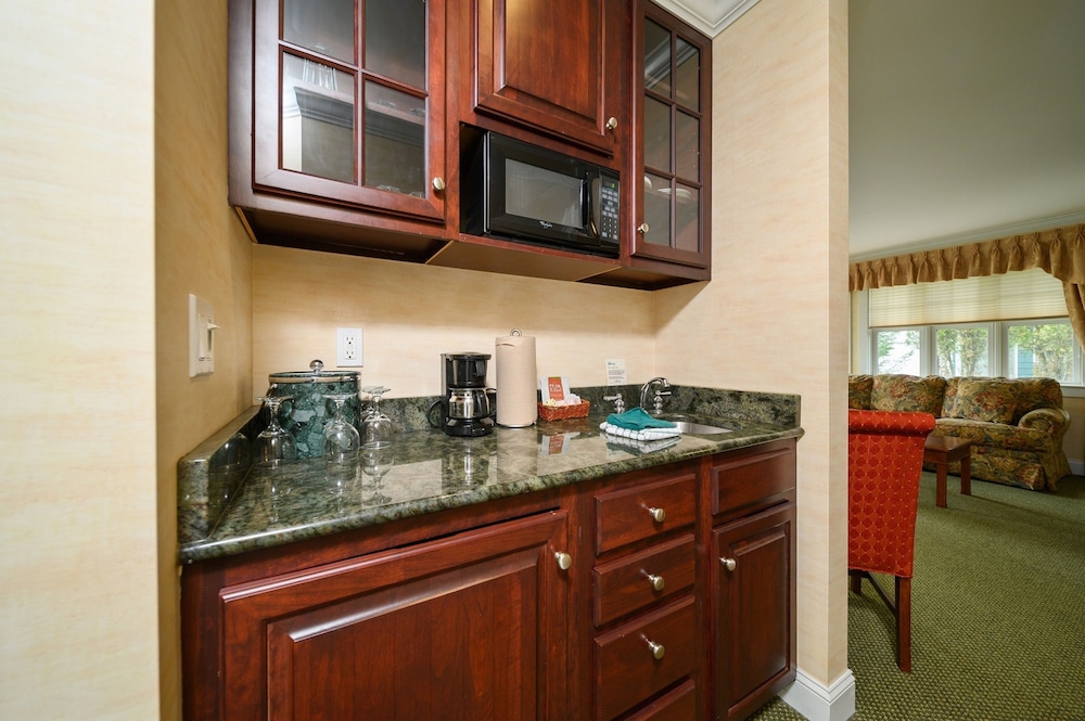 Club Double Room, 2 Double Beds (Sports Wing) - Photo 16