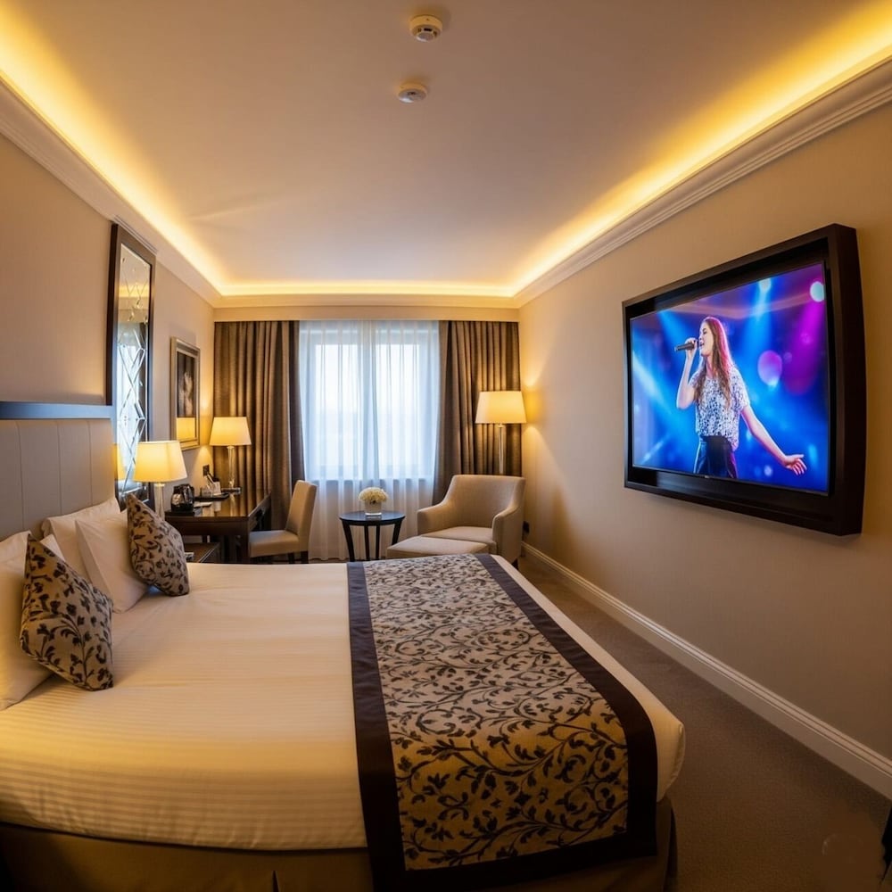 Double Room Single Use, Courtyard View