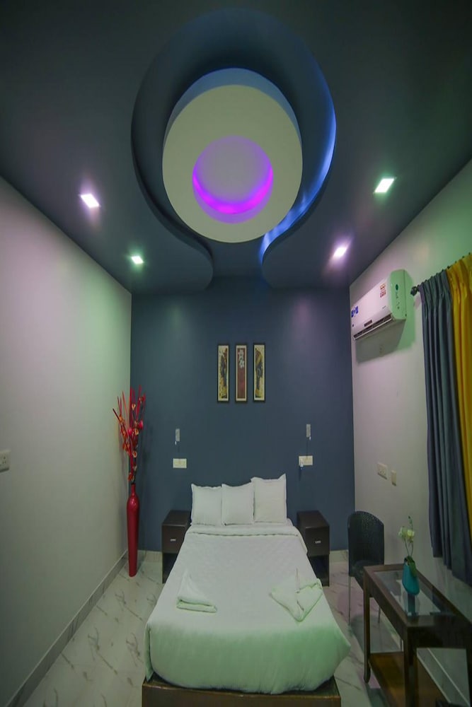 Executive Room photo 1