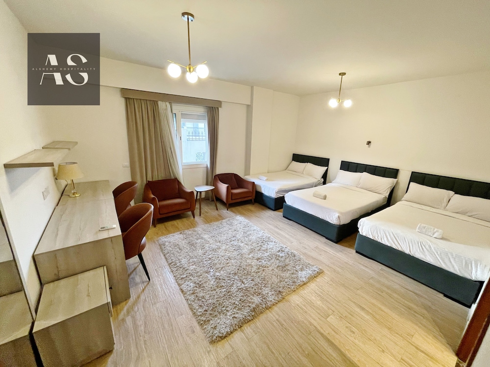 Deluxe Triple Room photo 1