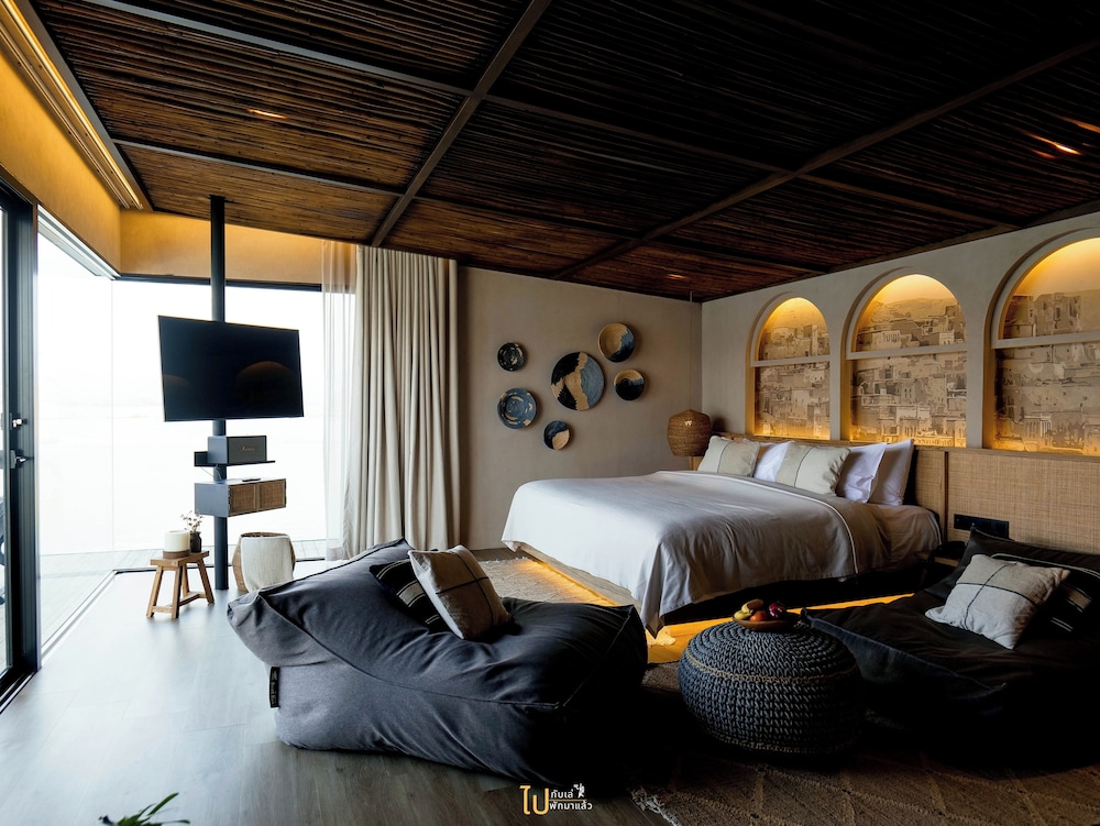 Private Pool Villa Suite - Photo 16