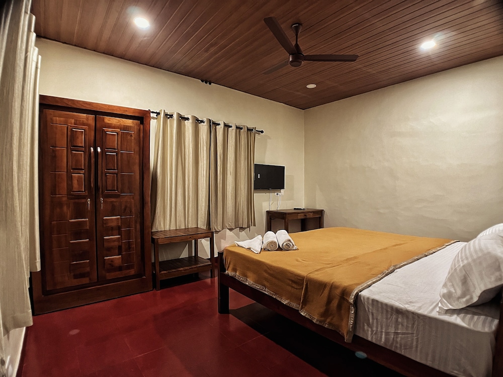 Grove Villas photo 1