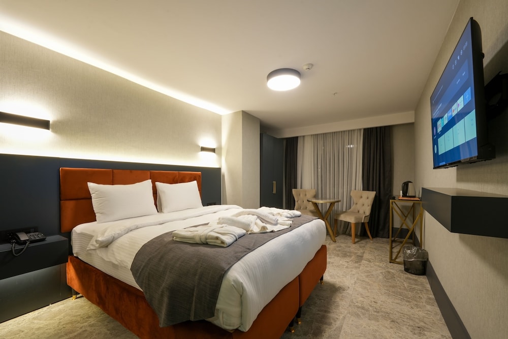 Superior Double Room, 1 King Bed photo 3