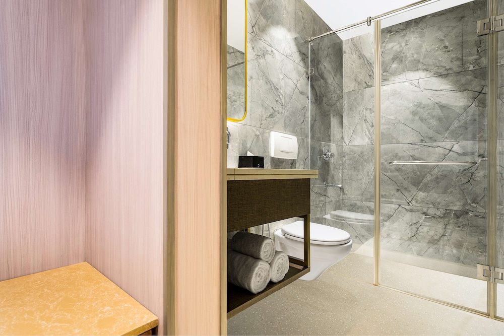 Premium Suite Room - Photo 5