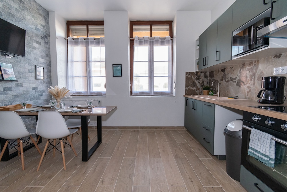 Cozy Scandinavian Apartment - Photo 7