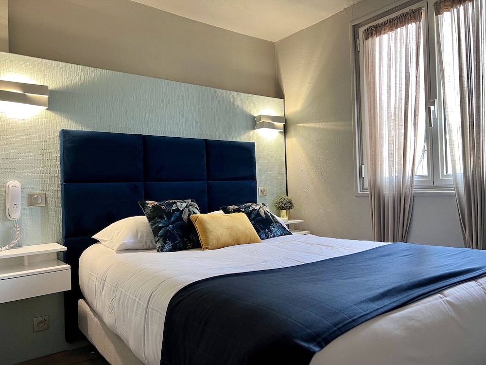 Standard Quadruple Room photo 2