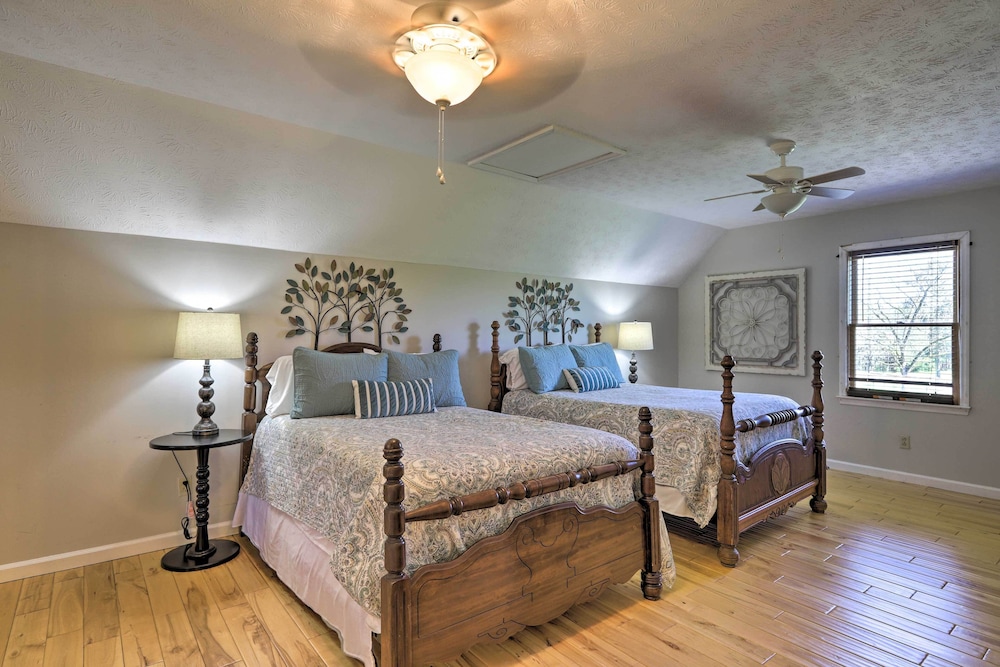 House (4 Bedrooms) photo 2