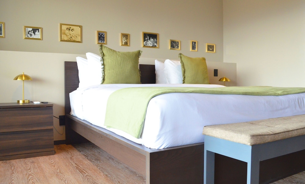 Premium Suite, Multiple Beds photo 2