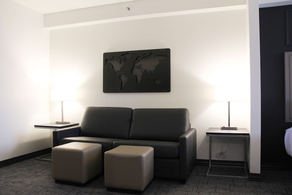 Suite, Multiple Beds, Non Smoking, Refrigerator & Microwave (with Sofabed) - Photo 1