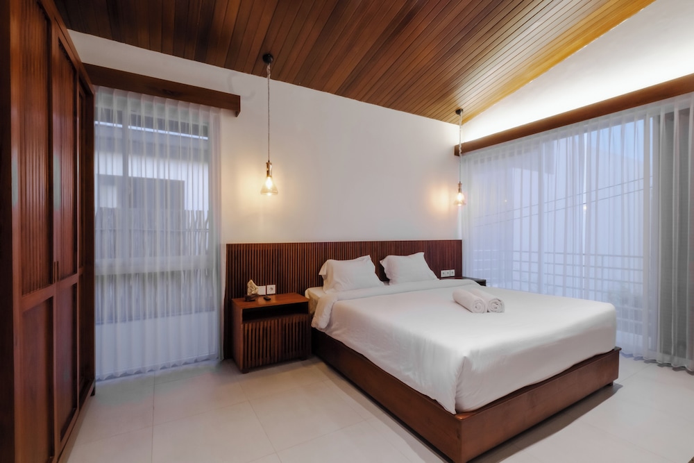 Deluxe Villa, Pool View