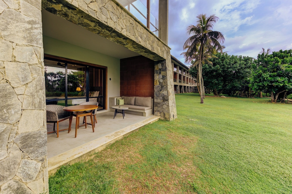 Luxury Sea Front Garden Terrace Twin - Photo 1